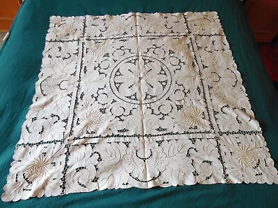 Vintage Madeira Embroidered Cutwork Linen Tablecloth Centerpiece 43 X42.5  • $85