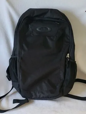 Oakley Lightweight Backpack Pre-owned • $55