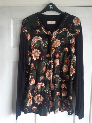 £4.50 • Buy Per Una Long Sleeved Patterned Button Up Shirt Top Size 18