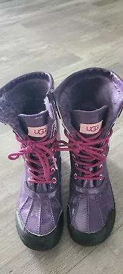 UGG Kids Childrens Girls Winter Snow Glitter Boots Size 3 • $25