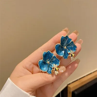 Tiny Bee Flower Minimalist Earrings Blue Flower Push Back Painted Stud Earrings • $5.98