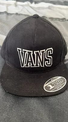 Unisex Vans Snapback Cap • £10