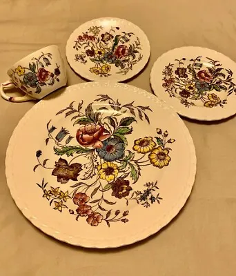 4 Pc Vintage Vernonware Kilns May Flower Dinner Bread Plates Cup And Saucer • $25