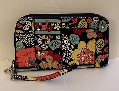 Vera Bradley Wristlet Zip Around Wallet Happy Snails Design • $20