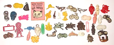 Vintage Lot Of Cracker Jack Prizes  Plastic Charms Toys  GREAT LOT (B32). • $45