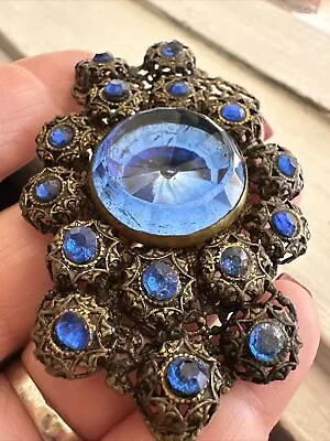 Medallion Austria Blue Rhinestones Rivoli Vintage Gold Brooch Pin • $44.10