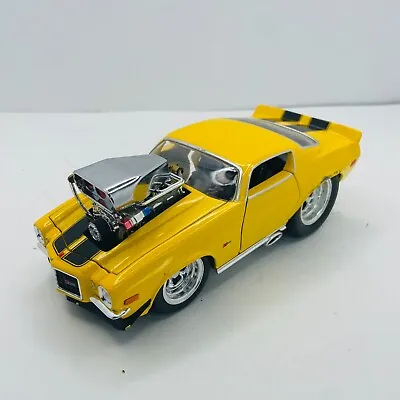 Muscle Machines 1:24 Scale 71 Camaro Yellow With Black Stripes • $59.99