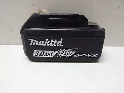 Genuine Makita BL1830B 18V Li-ion Battery 3.0Ah • £31.99