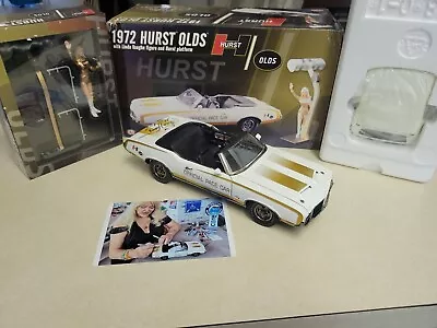 1:18 Acme 1972 Hust Oldsmobile 442 Signed Linda Vaughn Miss Hurst • $500