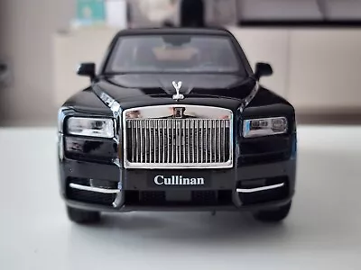 1:18 Rolls-Royce Cullinan Black Alloy Full Open 26  Wheel 99pcs Limited Diecast • $529