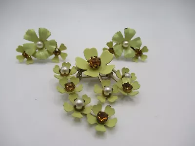 $9.99 • Buy Vintage 1950's Yellow Enamel Rhinestone Flower Brooch Earring Set