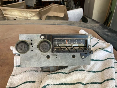 $199 • Buy Mopar 71 Am-fm Radio With Cassete Plug Charger Roadrunner