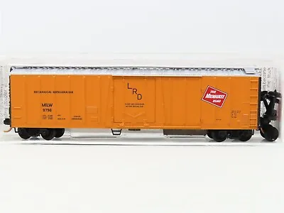 N Scale Micro-Trains MTL 70040 MILW Milwaukee Road 51' Mechanical Reefer #9798 • $29.95