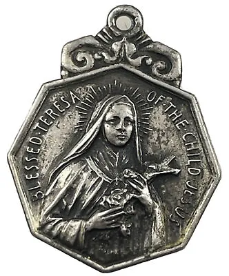 Vintage Catholic St Therese  Silver Tone  Religious Medal • $12.99