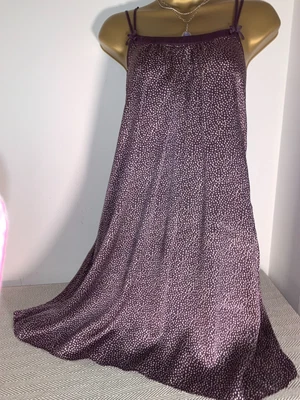 £5 • Buy John Lewis 100% Silk Purple Speckled Negligee/ Chemise Size 12