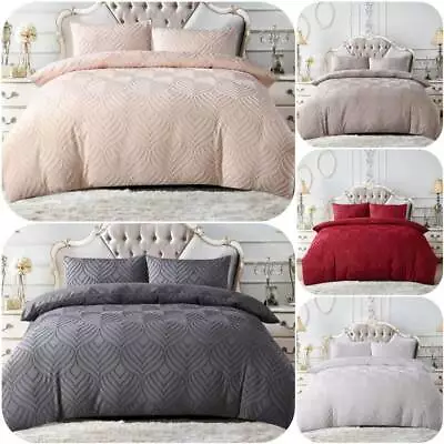 Tufted Duvet Cover Set Microfiber 3pcs Quilt Cover Set With Pillow Cases • £35.95