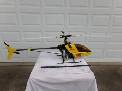 $425 • Buy Miniature Aircraft Xcell Helicopter 61