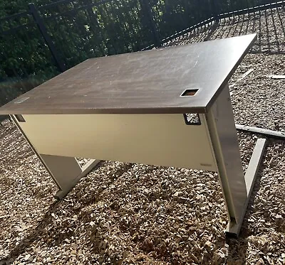 Teacher’s Desk • $50