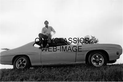 Two Lane Blacktop Warren Oates On Roof Pontiac Gto Street Racing Car Movie Photo • $7.99