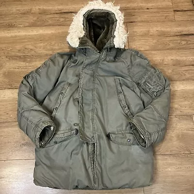 Men's M Extreme Cold Weather Parka Vintage N 3b Military THRASHED DISTRESSED • $3.25