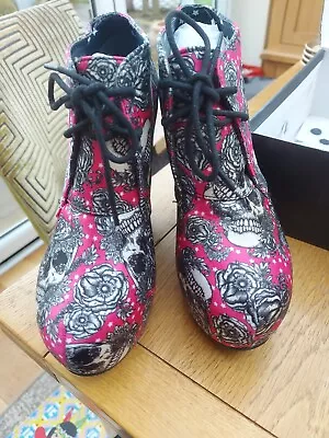 £19.99 • Buy Iron Fist Maneater Pink Ladies Wedge Heels Rock Skull Size 5
