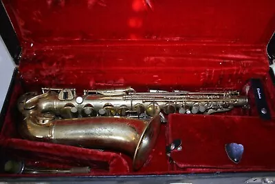 Conn Shooting Star Alto Saxophone W/ Case Neck; Vintage MFG~1970 USA • $199