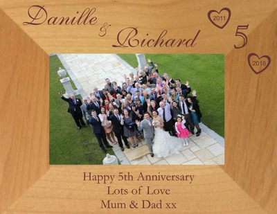 PERSONALISED WEDDING ANNIVERSARY GIFT  WOODEN PHOTO FRAME COUPLES 5 YEARS 5th • £21.95
