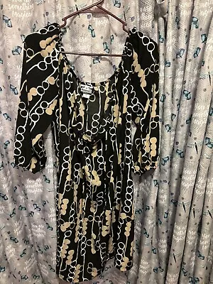 Manuhealii Women’s Vintage Shoulder Sleeve Dress Size L • $59.99