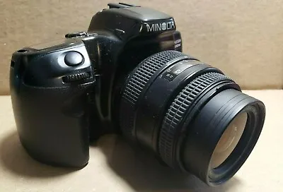 Minolta Maxxum 400si 35mm AF Camera Body Quantaray 1.4 - 5.6 35 - 80mm Lens  • $38