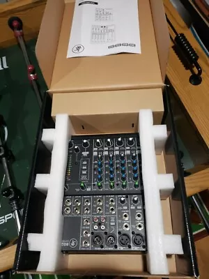 Mackie 802VLZ4 Mixer 8-channel Compact Analog Low-Noise W/ 3 ONYX Preamps • $249.95