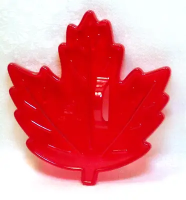 HRM Vtg Design Red Plastic Cookie Cutter - Maple Leaf Fall Thanksgiving Nature • $8.25