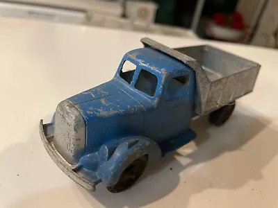 Cast Metal Tootsietoy Toy Mack Dump Truck 1940s 50s 5  • $12