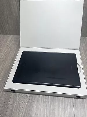 Wacom Intuos Pro PTH660  Working Condition Pen Box See Pics • $79.99