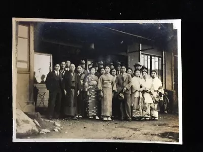 # 17213 Japanese Vintage Photo 1940s / Man Woman People Landscape • £6.64