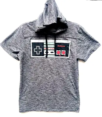 Ninetendo Sweatshirt Mens M Gray Game Controller Hoodie Short Sleeve Top Casual • $15.98