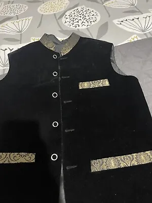 Mens Pakistani Waistcoat Velvet Material • £12