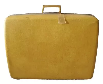 VTG Royal Traveler Suitcase Gold Yellow Hard Shell Samsonite(?) W/Key 25x21 FLAW • $34.13