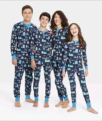 NEW Men's Hanukkah Lions Print Matching Family Pajamas Unisex Size Medium • $8.88