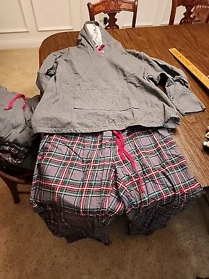 PajamaGram Matching Family Pajamas Flannel -Gray Red Plaid Women's XXL Hoodie • $7.99