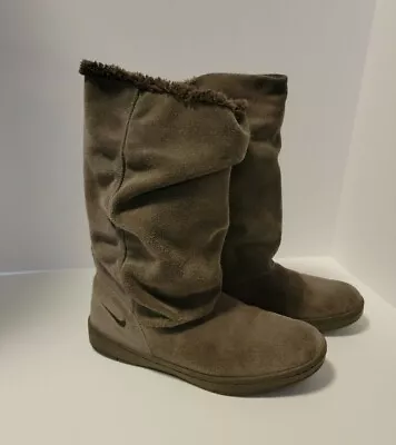 $49.50 • Buy Nike Womens Gray Suede Sneaker Slouch Hoodie Lined Boots Sensory Motion Size 9