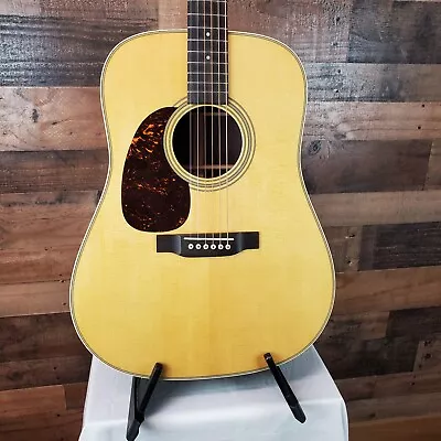 Martin D-28L Left-handed Natural Free Ship Hardcase 554 • $3199