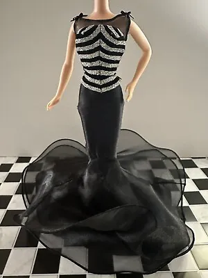 Barbie BLACK & SILVER Glitter Elegant Evening Formal Mermaid Dress Gown ONLY • $12.99