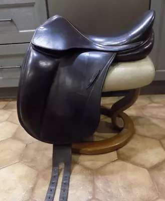 Luc Childeric 17.5 Dressage Saddle • $1500