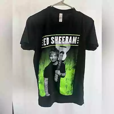 Ed Sheeran Tour Tee Shirt Mens Small Pop Rock Music • $7