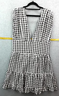 $22 • Buy ASOS Curve Size 16 Black White Seersucker Gingham Sharing Shirred Waist Dress