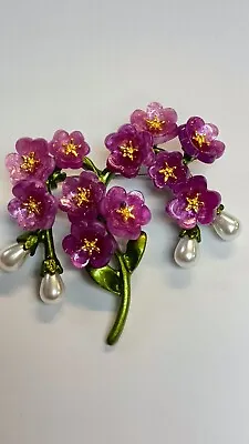 Large Vintage Bouquet Broch Pin Purple Flowers White Pearls Green Color Metal  • $28