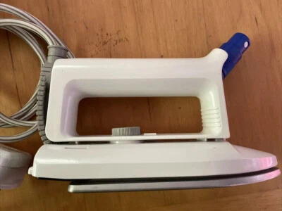 £11.99 • Buy Rowenta LA-22 Travel Folding Iron Spray Function With Original Travel Bag VGC