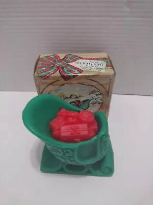 Vintage Avon Sleigh Light Bayberry Fragrance Candle 2 3/8  • $7.99