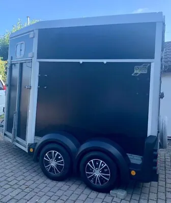 Ifor Williams Black HB506 Horse Trailer • £5300