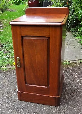 £35 • Buy Antique Mahogany Bedside Cabinet Pot Cupboard